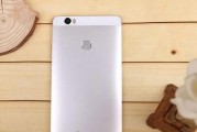 荣耀NAOTE8（荣耀NAOTE8在性能、摄影和设计方面引领行业潮流）