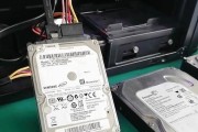 电脑硬盘错误导致无限重启的解决方法（如何应对电脑硬盘错误并避免无限重启？）