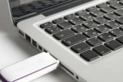 快速全盘重装Windows系统的完整教程（使用U盘轻松实现系统重装，让电脑重获新生！）