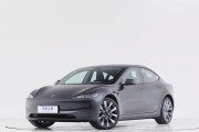 特斯拉Model3（颠覆传统，引领未来）